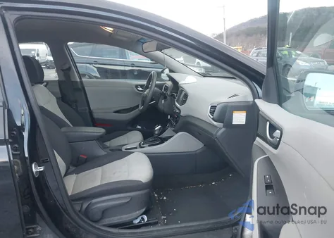 2017 Hyundai Ioniq Hybrid Blue из США, поврежденный, VIN KMHC65LC9HU047137